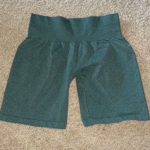 NVGTN BIKER SHORTS